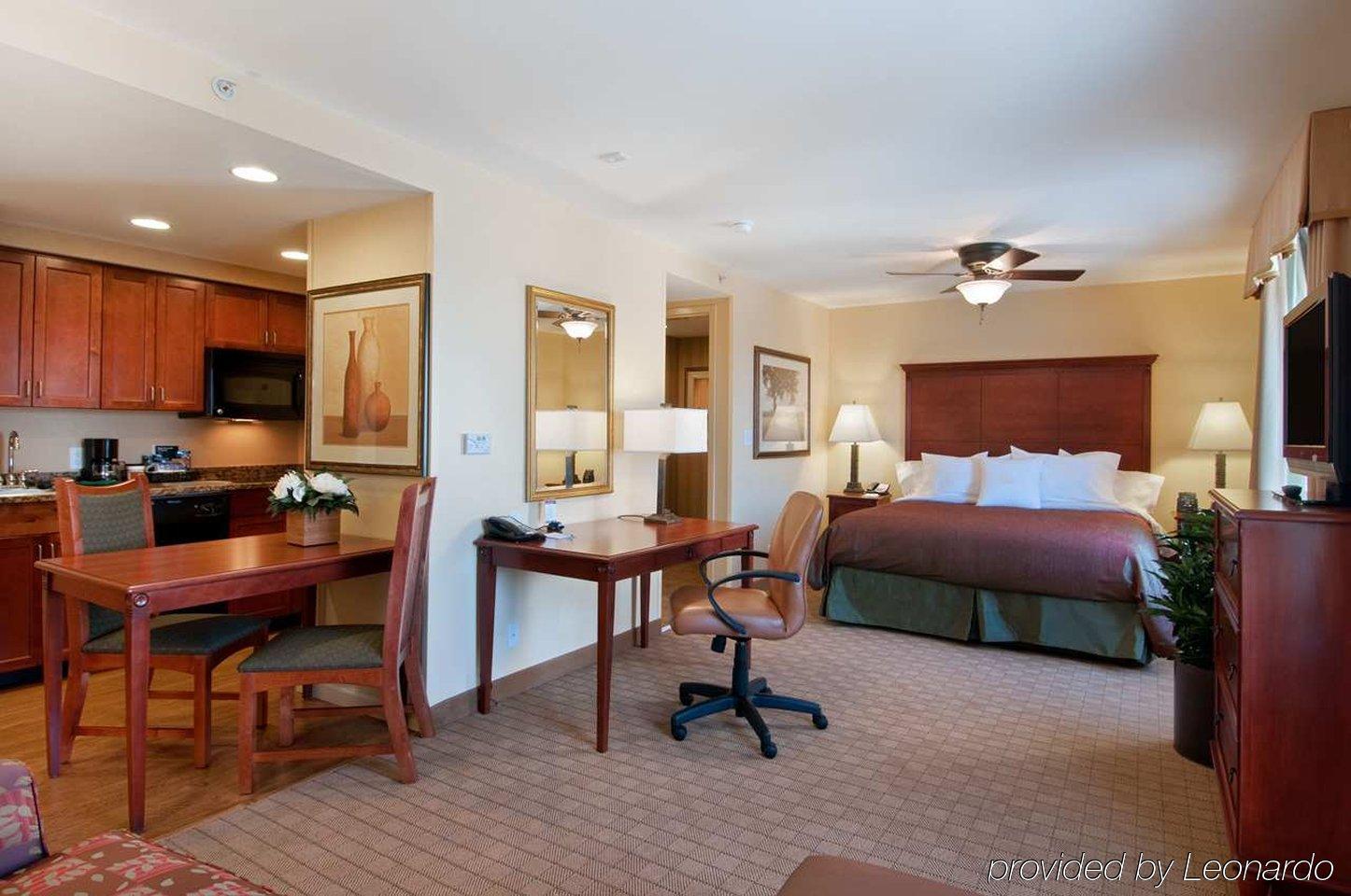 โฮมวู้ด สวีท บาย ฮิลตัน เดนตัน Hotel ห้อง รูปภาพ