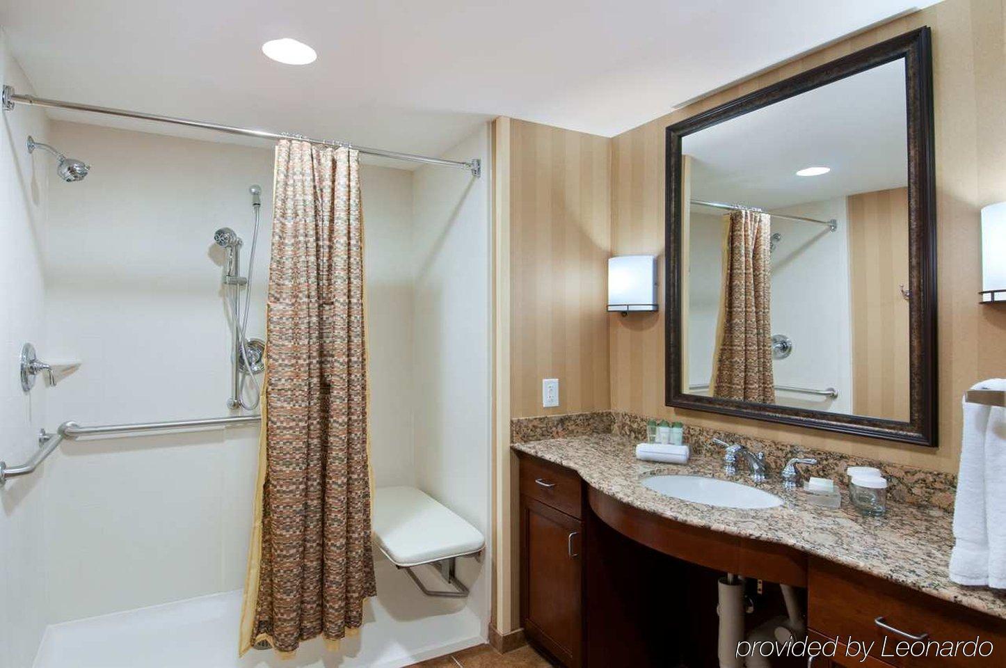 โฮมวู้ด สวีท บาย ฮิลตัน เดนตัน Hotel ห้อง รูปภาพ